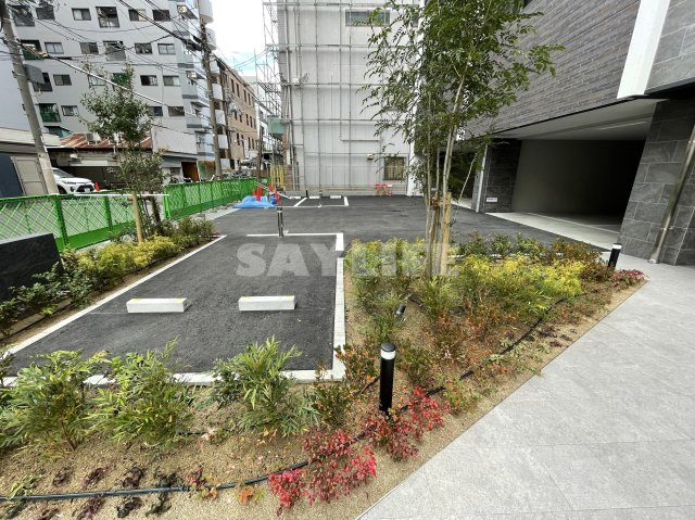 リヴェント玉造の駐車場