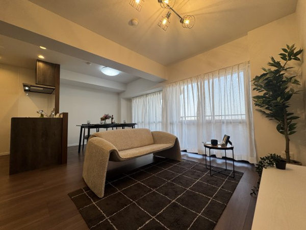 ロイヤルシャトーねやがわオークビルの画像