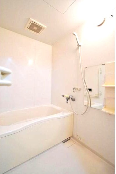 レスティーオ岩崎台の浴室