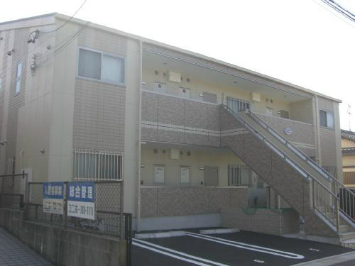 レスティーオ岩崎台のエントランス