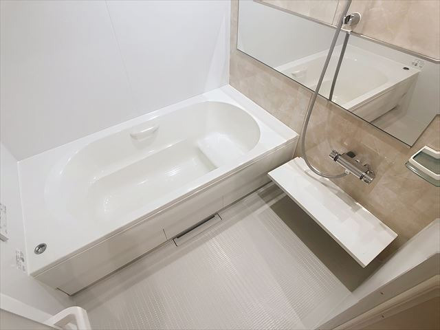 ヘーベルメゾンI-neの浴室