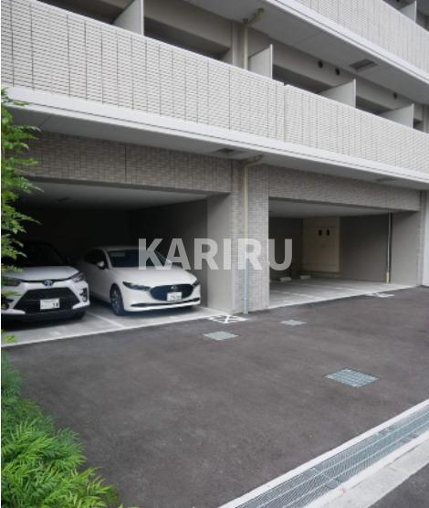 エスリード大阪京橋フロレゾンの駐車場