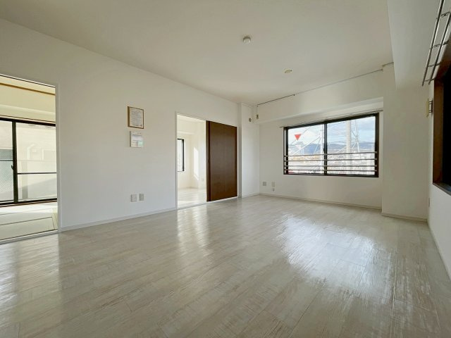 サザンハイムグルックの居間・リビング