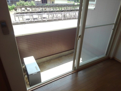 【バルコニー】 | ラヴィ－ヌ