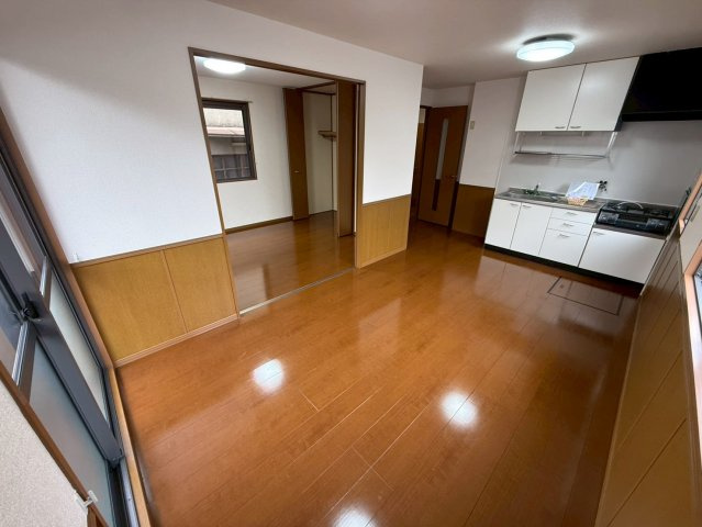 ベルパレスⅡの居間・リビング