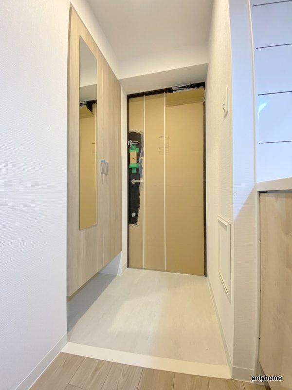 エスリード難波ザ・プレミア 仲介手数料無料の玄関