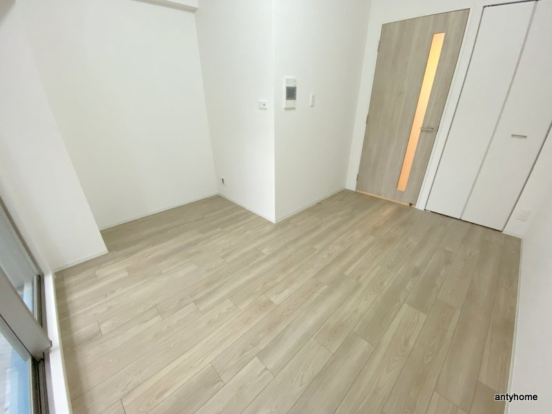 エスリード難波ザ・プレミア 仲介手数料無料の居間・リビング