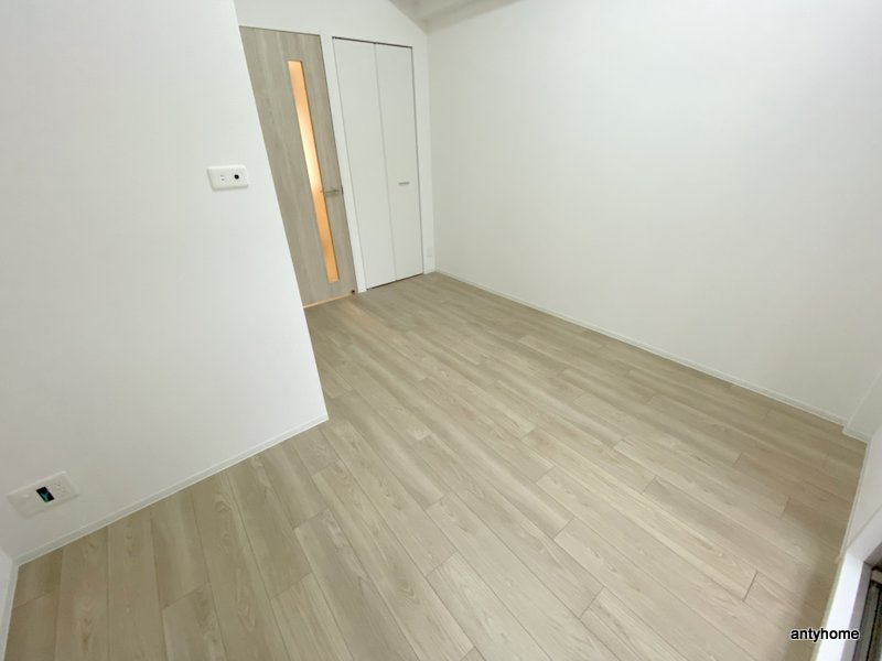 エスリード難波ザ・プレミア 仲介手数料無料の洋室