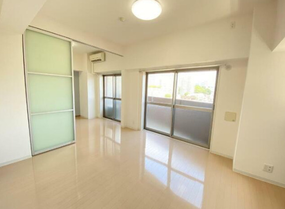 ＥＳＰＥＲＡＮＺＡ　ＡＺＡＢＵのバルコニー