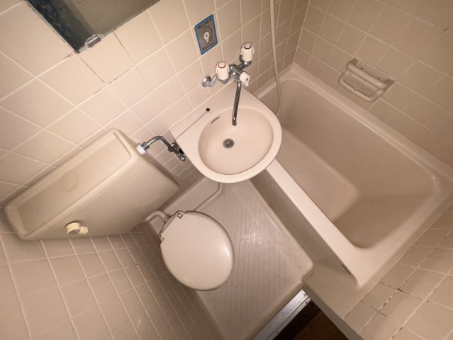 メゾン市川の浴室