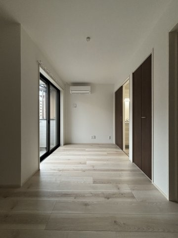 PLATINUM HILLS Rの居間・リビング