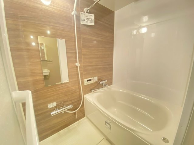 京都上京ハウスの浴室|12月撮影