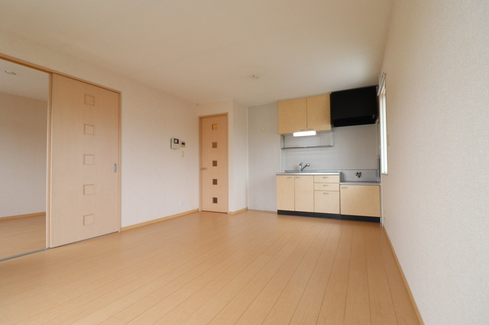 熊本市西区上代１丁目のアパートの居間・リビング