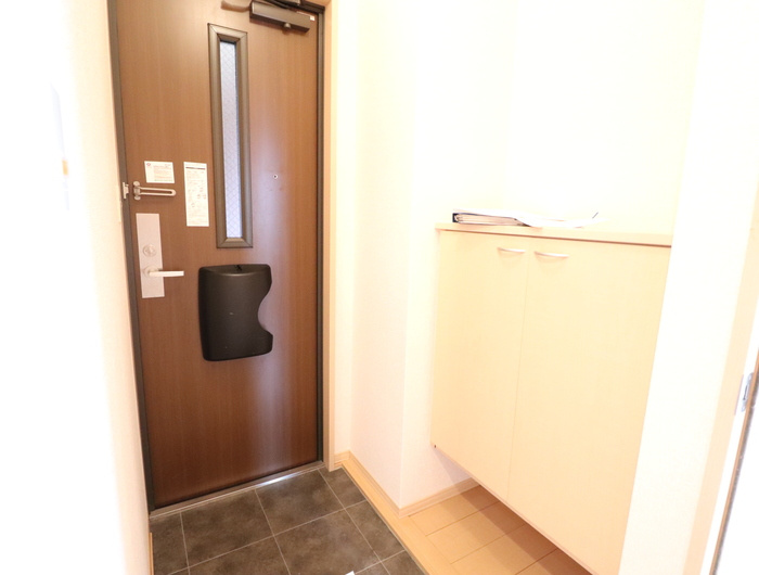 熊本市西区上代１丁目のアパートの玄関