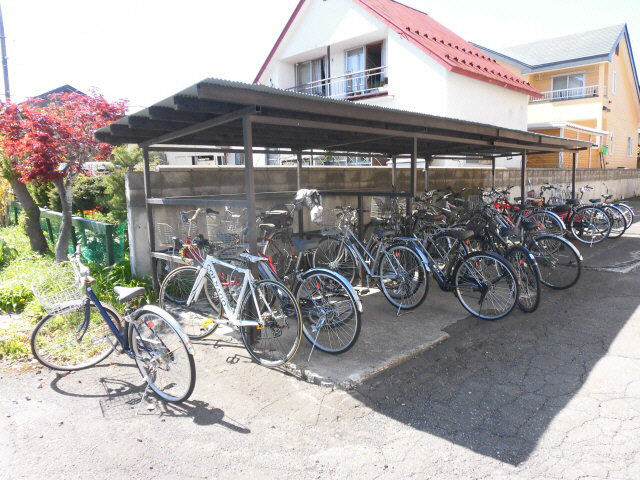 サンコーポの駐車場