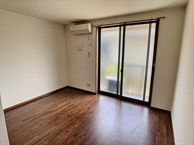 アムールFiveの居間・リビング