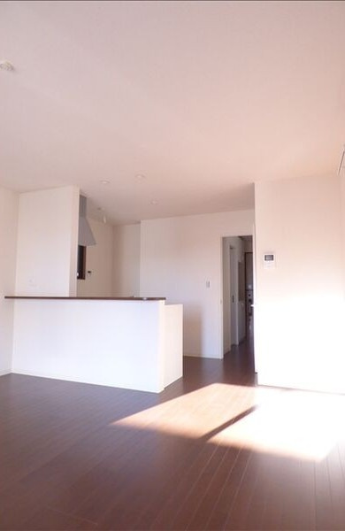 Ｐｉｎｅ　ＶｉｌｌａｇｅＤの居間・リビング