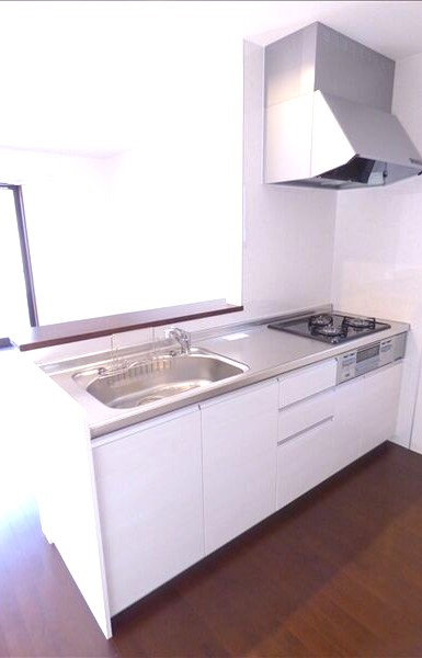 Ｐｉｎｅ　ＶｉｌｌａｇｅＤのキッチン