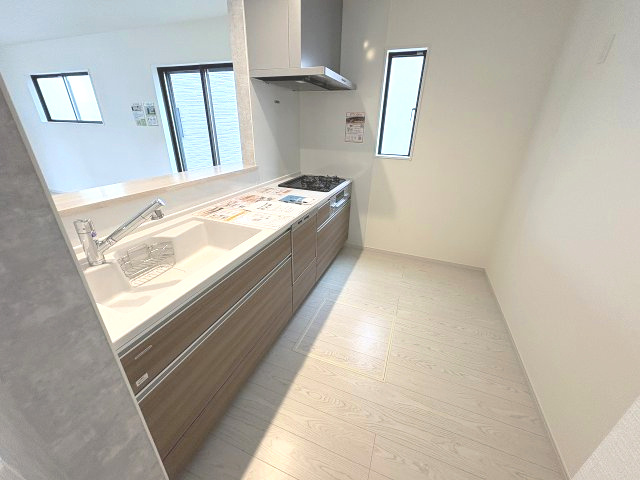 【キッチン】 | 福岡市東区三苫4丁目3期　1号棟（全4棟）【仲介手数料無料・0円】 | 現地写真。