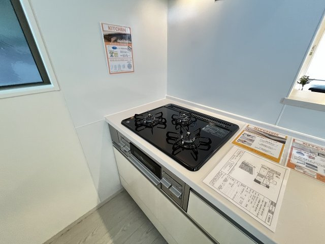 【キッチン】 | 福岡市東区三苫4丁目3期　2号棟（全4棟）【仲介手数料無料・0円】 | 現地写真。