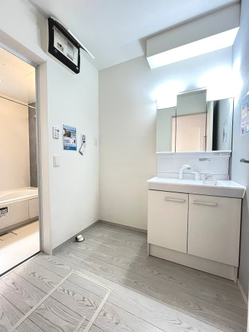 【洗面所】 | 福岡市東区三苫4丁目3期　2号棟（全4棟）【仲介手数料無料・0円】 | 現地写真。