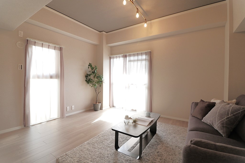 【居間・リビング】の画像