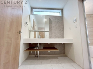 エネルギー消費性能３、断熱性能５　ZEH水準