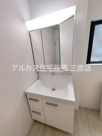小金井市東町１丁目 西武多摩川線 新小金井駅 新築戸建の独立洗面台