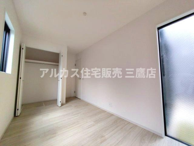 小金井市東町１丁目 西武多摩川線 新小金井駅 新築戸建の洋室