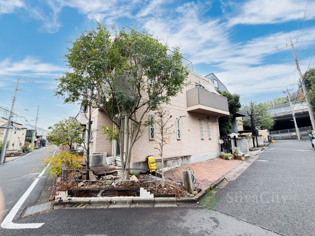 世田谷区岡本3丁目の外観