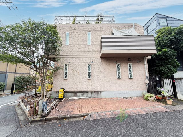 世田谷区岡本3丁目の外観