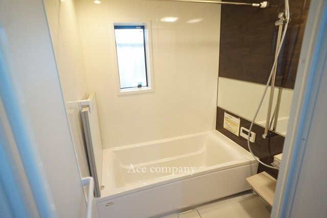 【浴室】 | 東成区大今里南5丁目 | ユニットバス・給湯器（循環式の追炊付）新調☆浴室乾燥機完備です☆