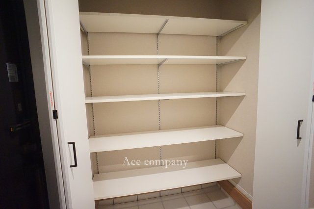 【収納】 | 東成区大今里南5丁目 | 【シューズクローゼット内】