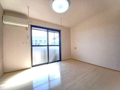 【洋室】 | イーストハウス