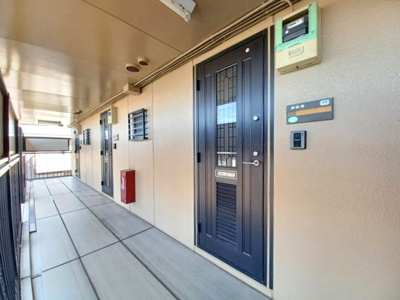 【玄関】 | イーストハウス