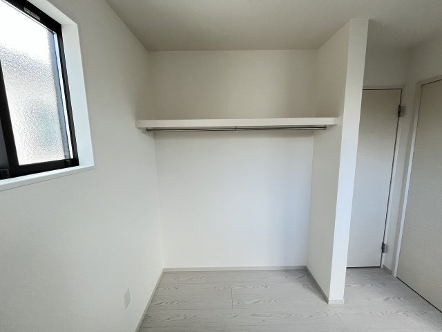 【収納】 | 福岡市東区三苫4丁目3期　4号棟（全4棟）【仲介手数料無料・0円】 | 現地写真。