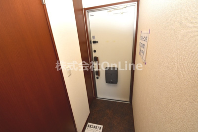 【玄関】 | メゾンシャロームB