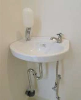 第一中鉄ビルの洗面所