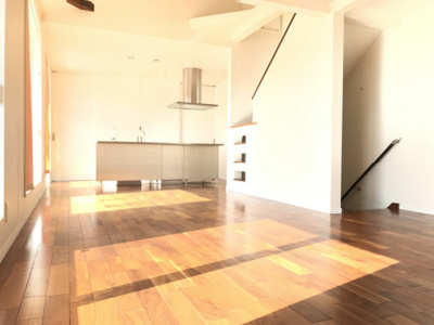 【居間・リビング】 | 岩端町貸家