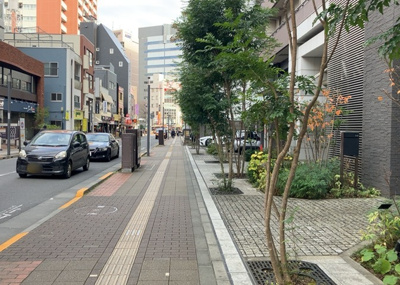 【展望】 | クリオレジダンス八王子ザ・マークス | 眺望の良さを楽しめるダイニングキッチンで家族団らんの時間を過ごしてはいかがでしょうか。バルコニーから見える景色を家族で眺める時間は、時間が経つのを忘れてしまいそうですね。是非、現地を見に行きましょう！