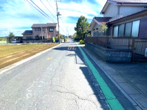 白岡市太田新井　売戸建の前面道路含む現地写真