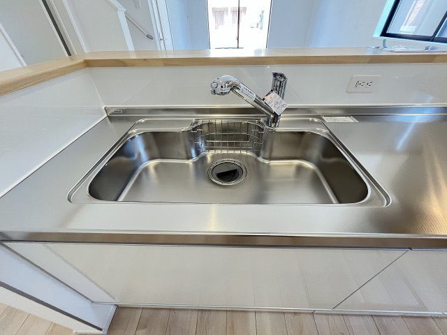 【キッチン】 | 福岡市早良区賀茂2丁目第6　1号棟（全1棟）【仲介手数料無料・0円】 | 施工例。施工例は完成時と異なる場合があります。