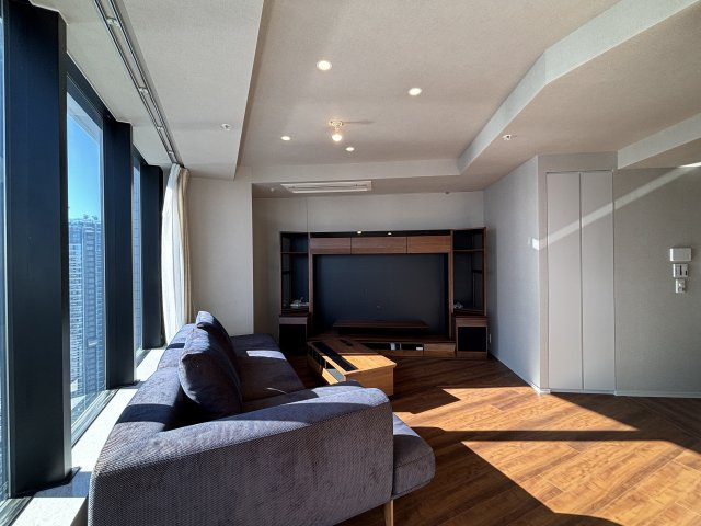 【居間・リビング】