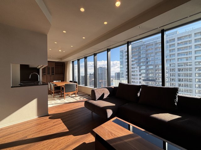 【居間・リビング】