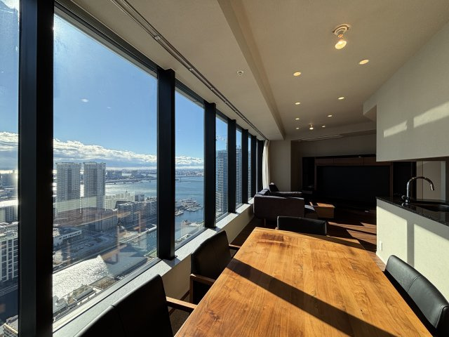 【居間・リビング】