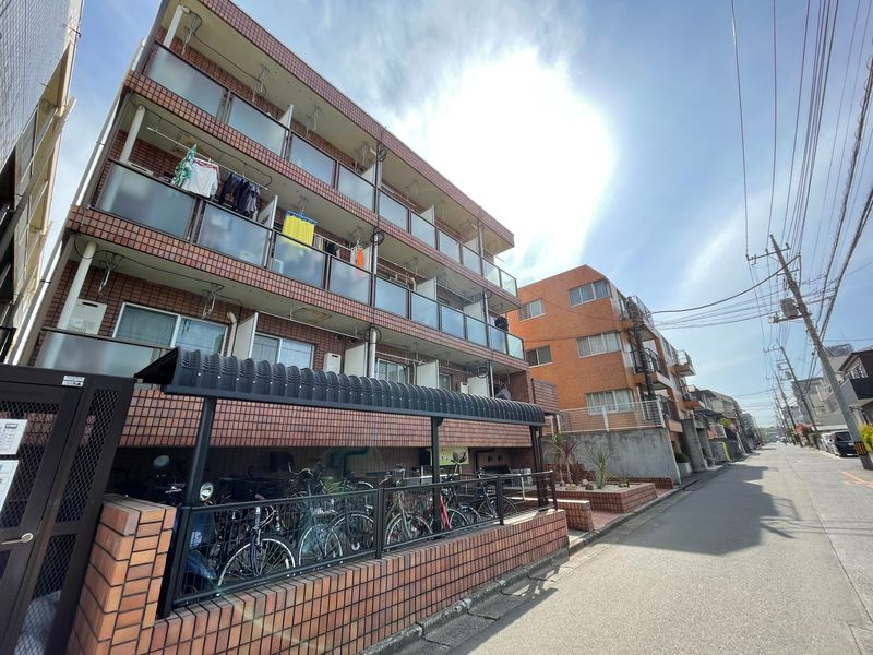 ベルエアガーデンⅢの外観