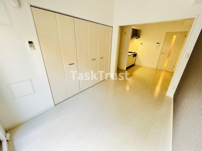 【居間・リビング】 | イーストヴィラ梅田