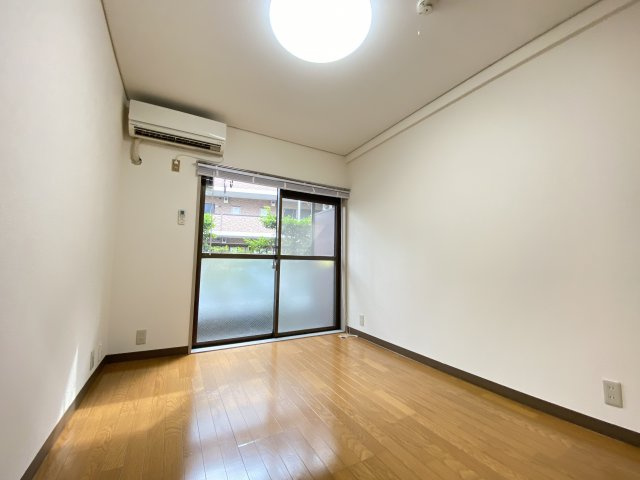 まるみ煉瓦館の洋室|※画像は同物件別室となります。