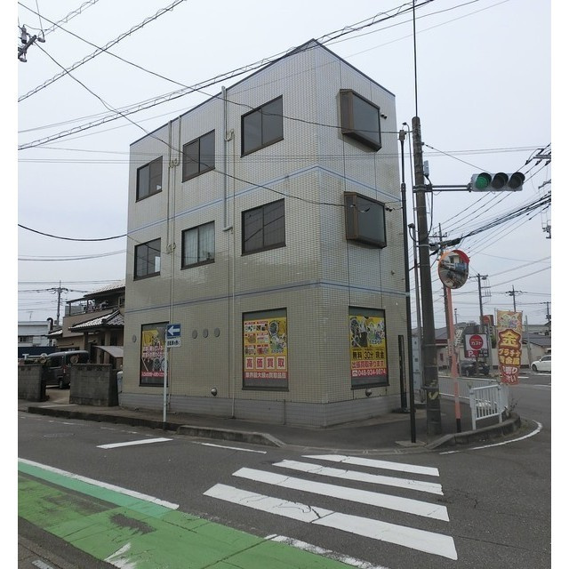 トワイ・ライト・ビル