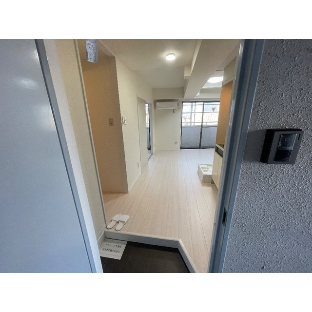 宮前ビルの玄関